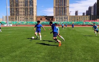 足球考试条件要求高吗，足球考试考什么